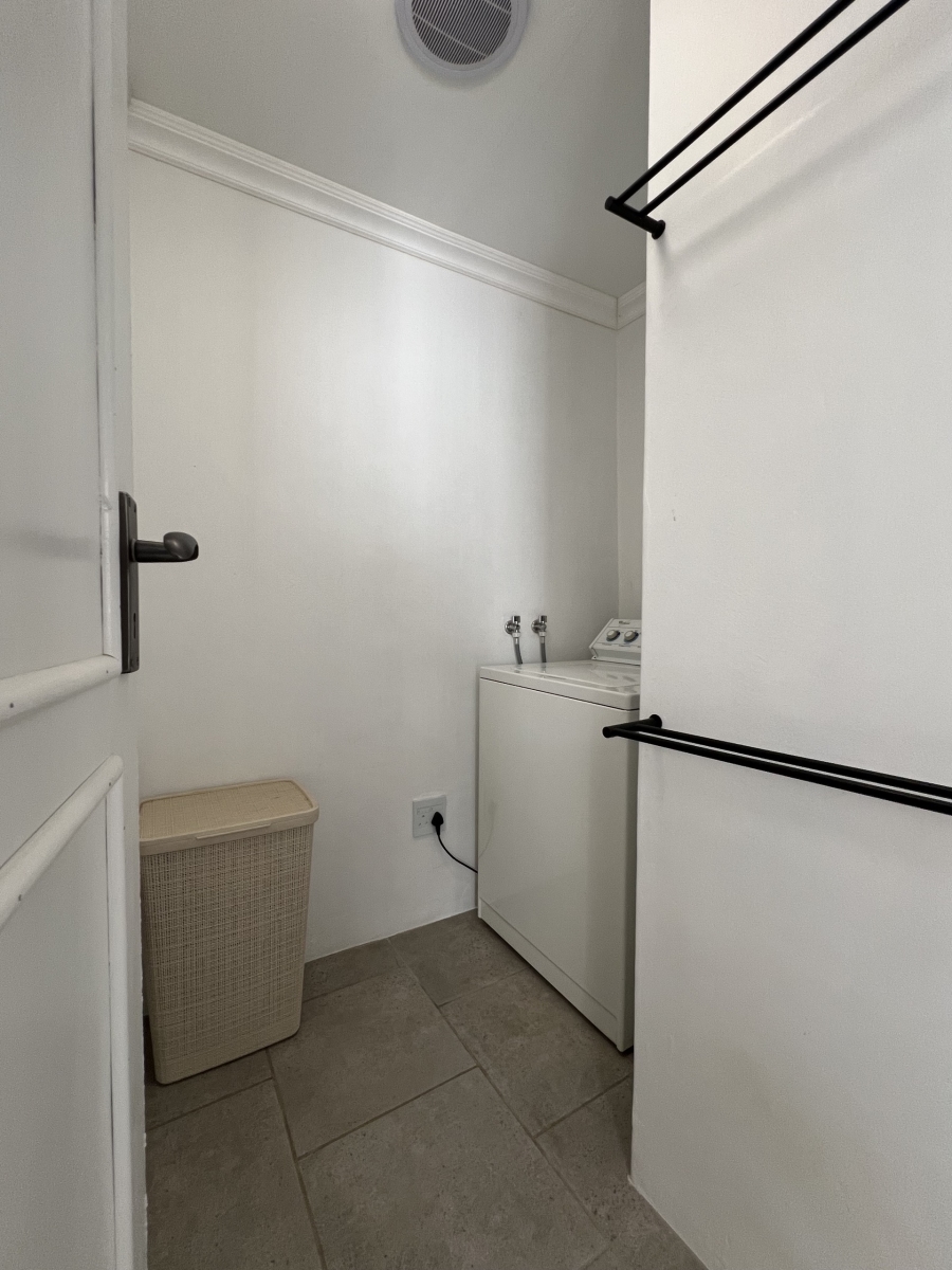 2 Bedroom Property for Sale in Napier Western Cape